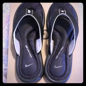 Nike flip flops